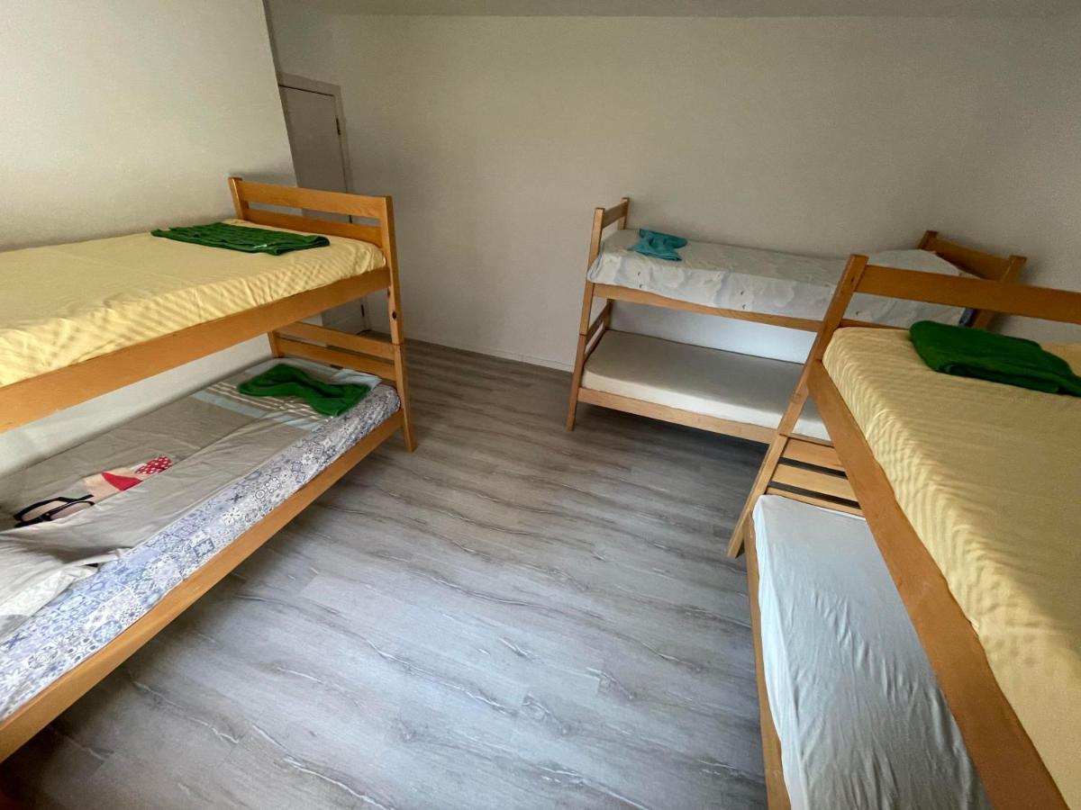 Rock Hostel Pristina Buitenkant foto